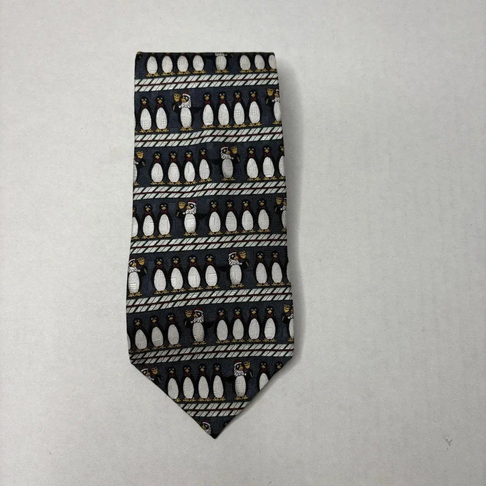 Amherst and Brock 100%‎ Silk Christmas Penguin Santa Neck Tie Vintage Xmas Bell